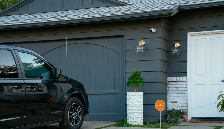 Vivint home security camera in Bowling Green
